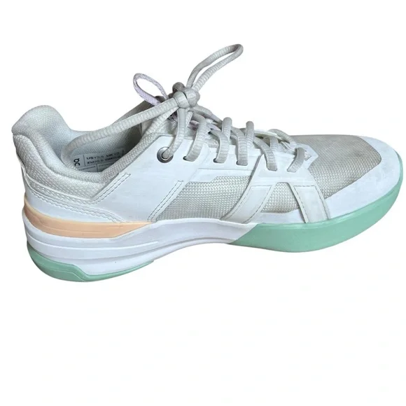 Kids On The Roger Pro Shoes Sz 3.5Y Big Kid School Basketball Sneaker On Clouds - Picture 4 of 14